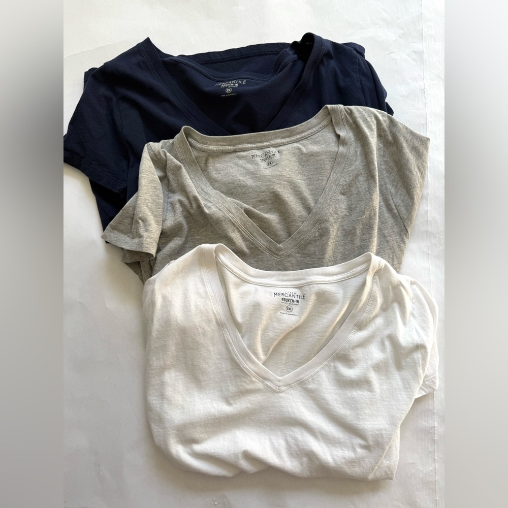 J Crew Mercantile Broken in T Shirt Large v neck size XXL Lot of 3
